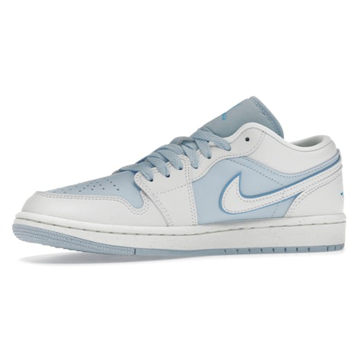 Miniatyrbild av Air Jordan 1 Low SE Reverse Ice Blue 3
