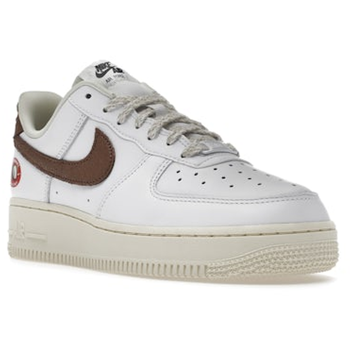 Miniatyrbild av Nike Air Force 1 07 LX Coconut 2