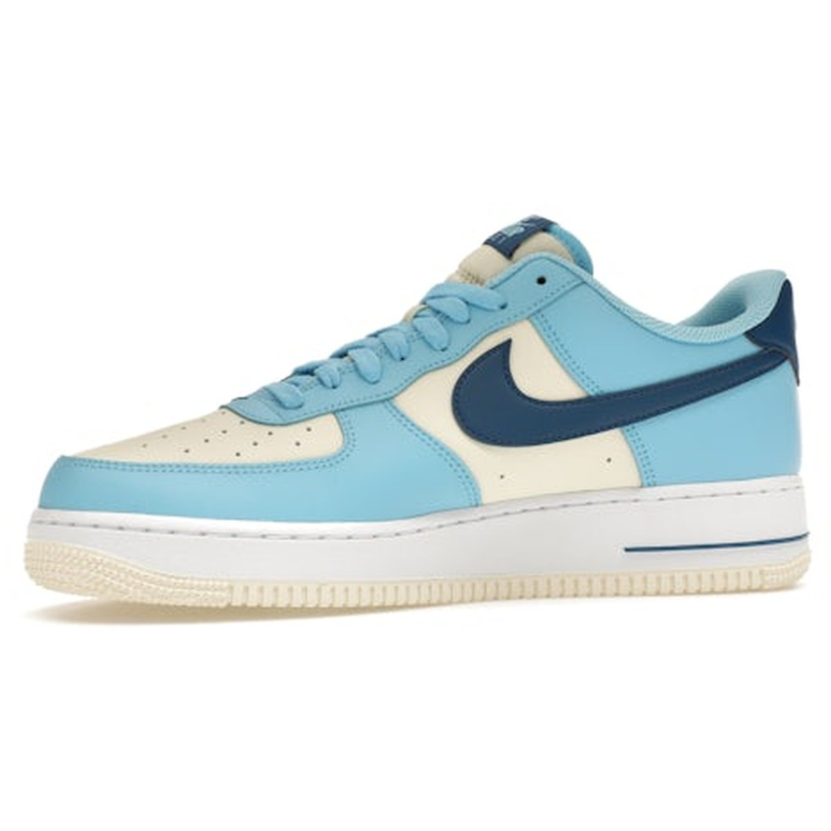 Miniatyrbild av Nike Air Force 1 Low '07 Aquarius Blue Coconut Milk 3