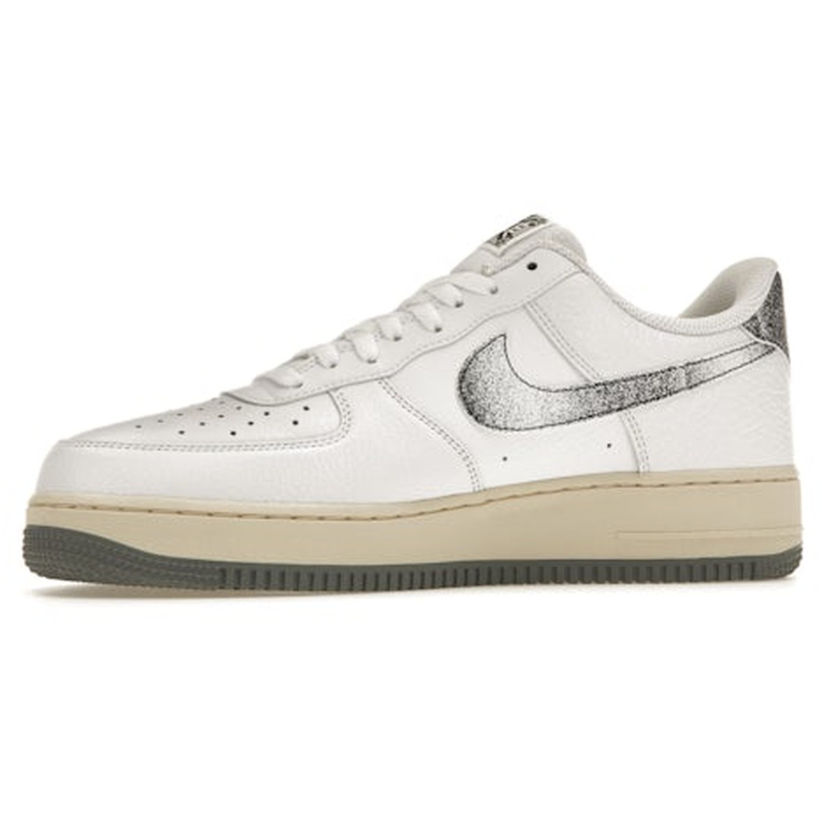Miniatyrbild av Nike Air Force 1 Low '07 Classics 50 Years Of Hip-Hop 3