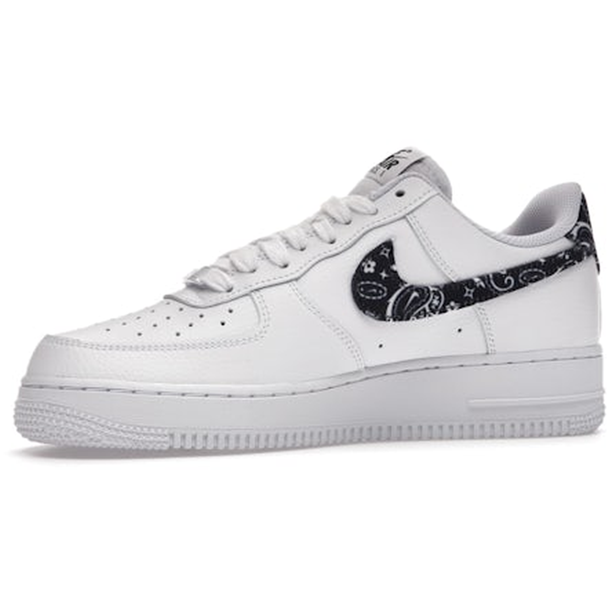Miniatyrbild av Nike Air Force 1 Low '07 Essential White Black Paisley 3