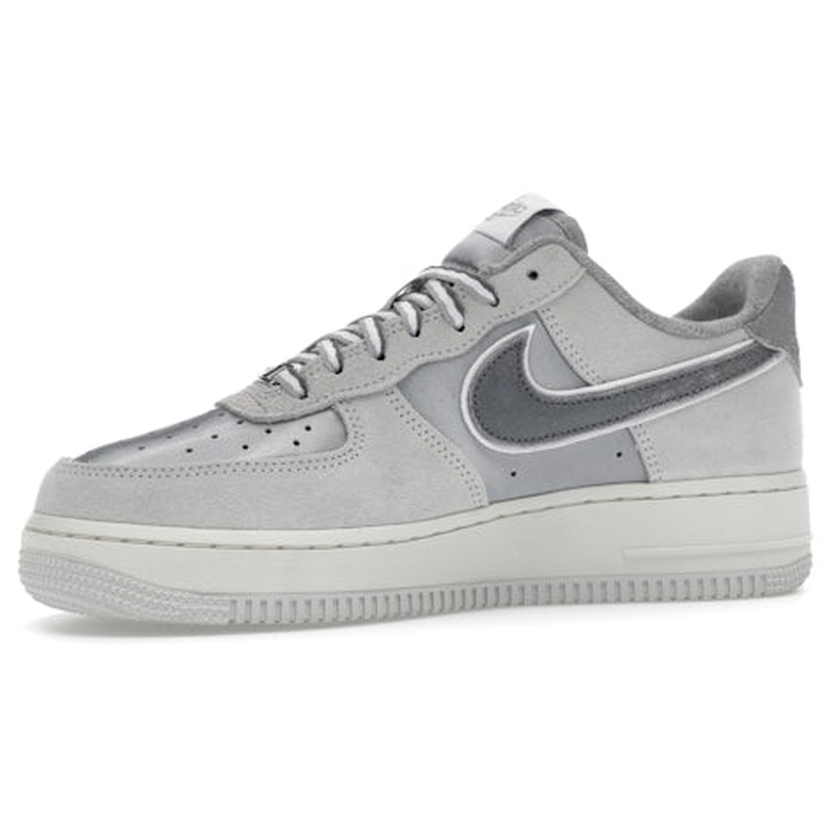 Miniatyrbild av Nike Air Force 1 Low Athletic Club Grey 3