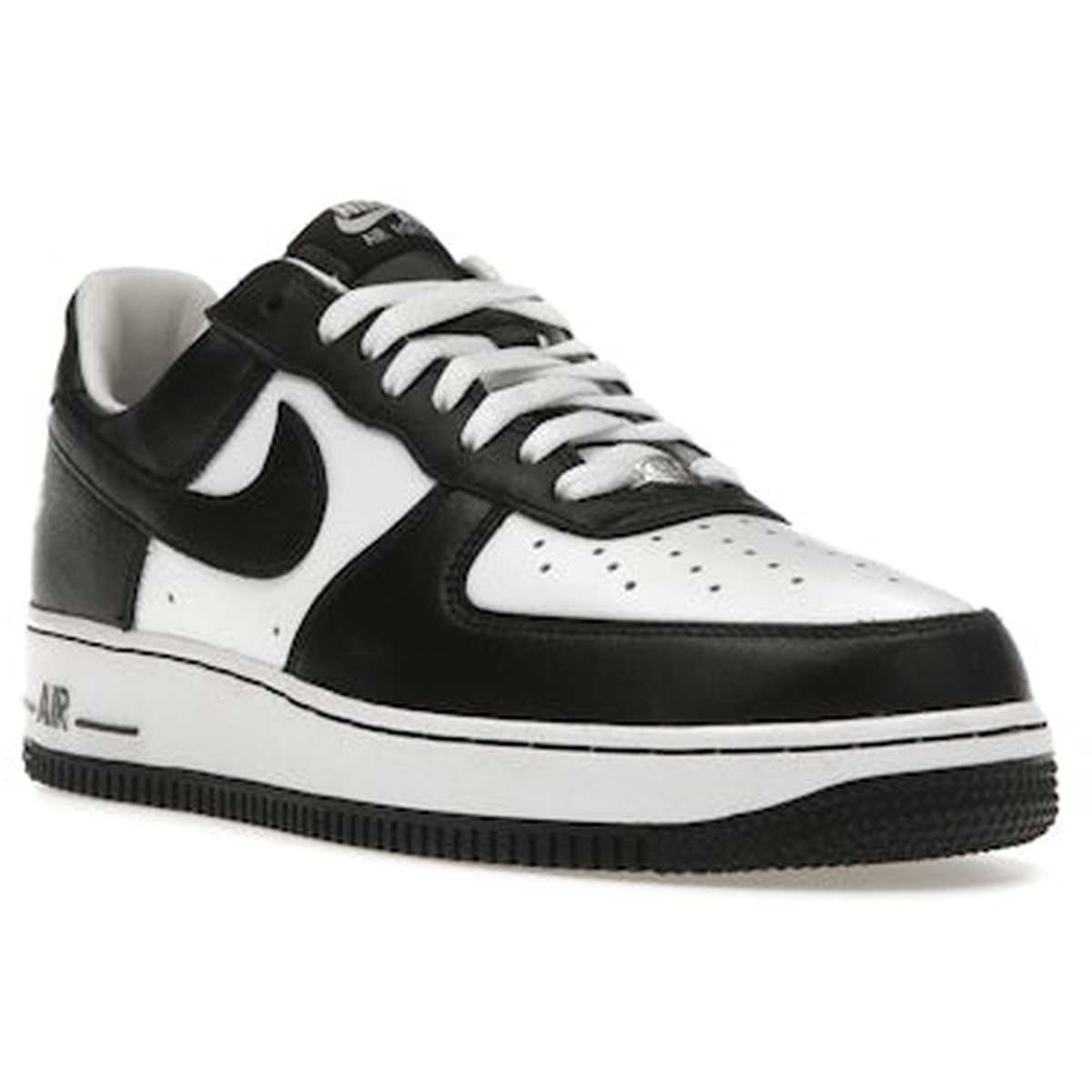 Miniatyrbild av Nike Air Force 1 Low QS Terror Squad Blackout 2