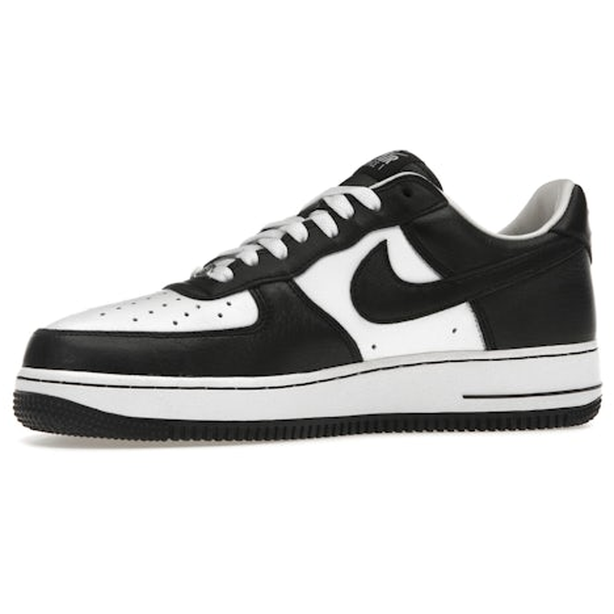 Miniatyrbild av Nike Air Force 1 Low QS Terror Squad Blackout 3