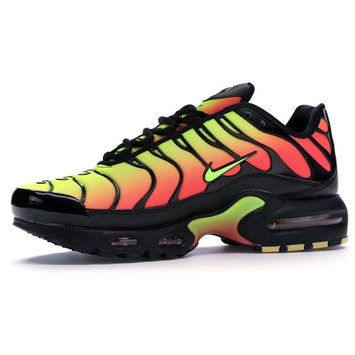 Miniatyrbild av Nike Air Max Plus Black Volt Solar Red 3