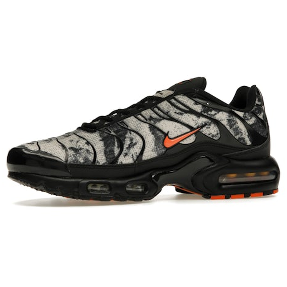 Miniatyrbild av Nike Air Max Plus Camo Black Safety Orange 3