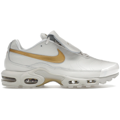 Nike Air Max Plus Tiempo Metallic Gold