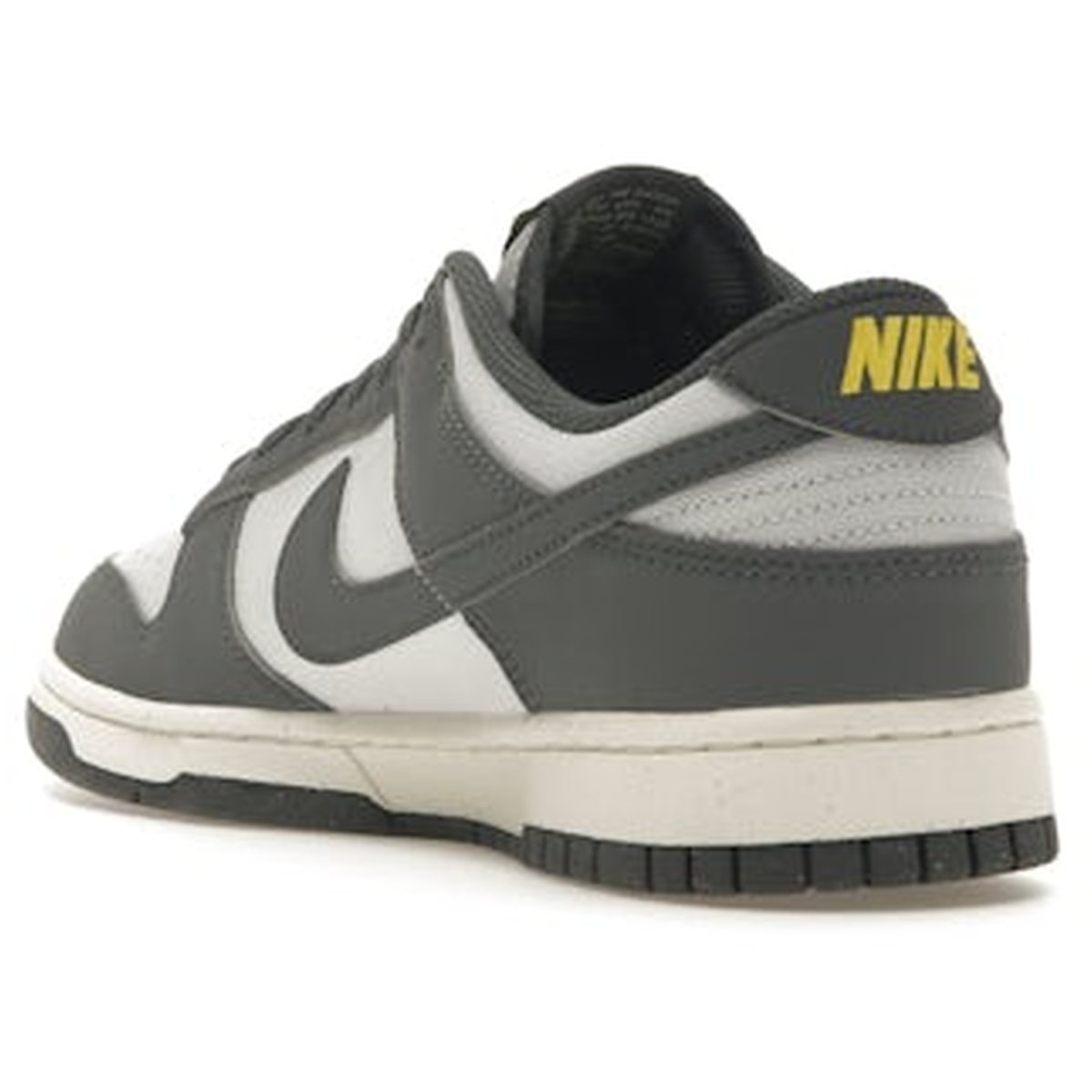 Miniatyrbild av Nike Dunk Low Next Nature Iron Grey Lightning 4