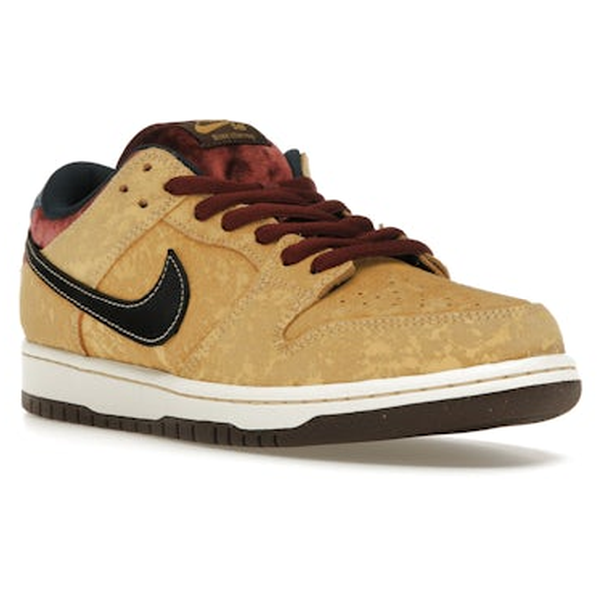 Miniatyrbild av Nike SB Dunk Low City of Cinema 2